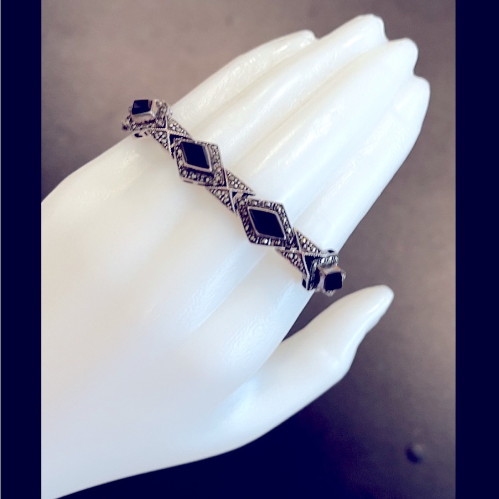 Onyx Bracelet - Stunning!